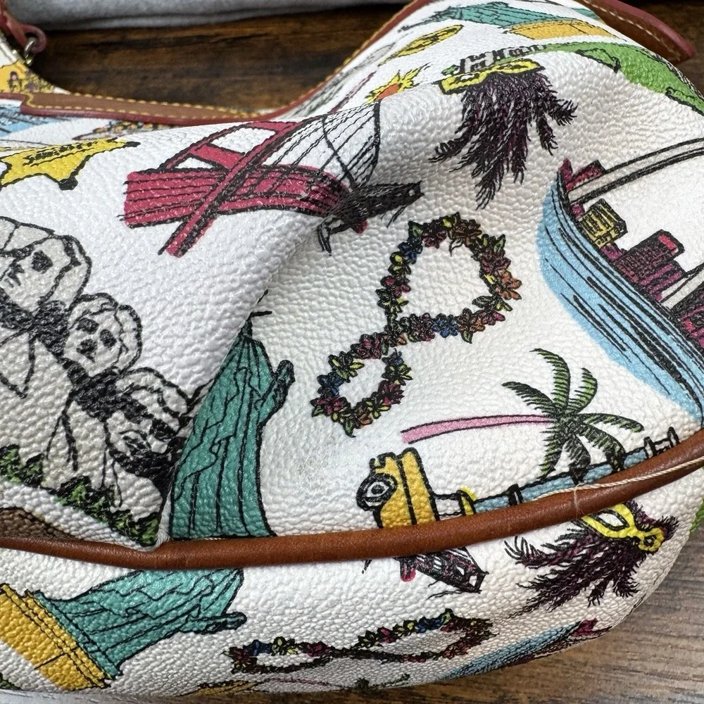 Dooney & Bourke East West Collins Hobo Handbag Americana Hollywood‎ Travel